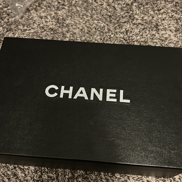 Chanel peep toe high heel leather is like butter size 38 - Picture 9 of 10